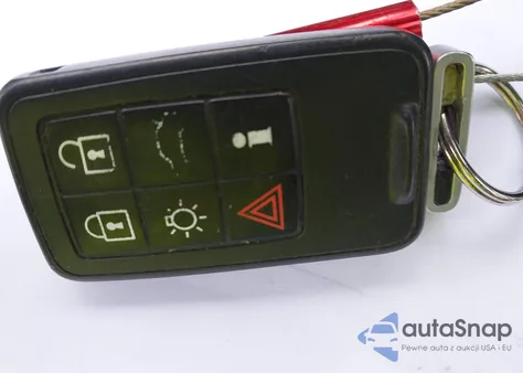 2010 Volvo Xc60 T6/T6 R-Design z USA, uszkodzony, nr VIN YV4992DZ4A2029943